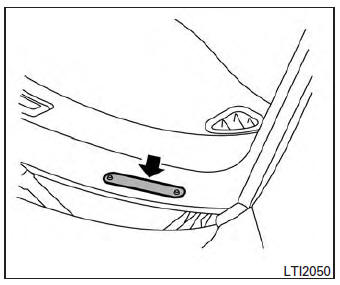 Vehicle identification number (VIN) plate