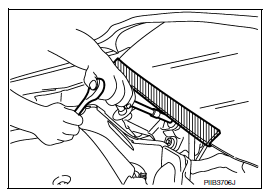 Service Notice or Precautions for Clutch