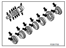 Mainshaft and gear 