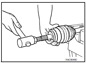 6M/T : Exploded View (RH) 