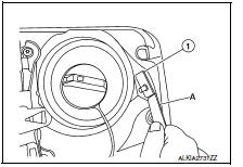 Fuel filler lid lock