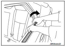 Rear door outside molding