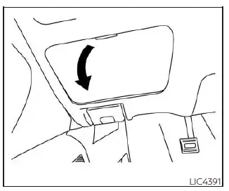 Nissan Sentra extended storage switch location in fuse panel