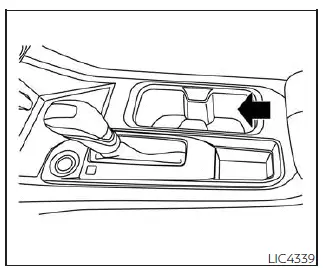 Nissan Sentra front cup holders